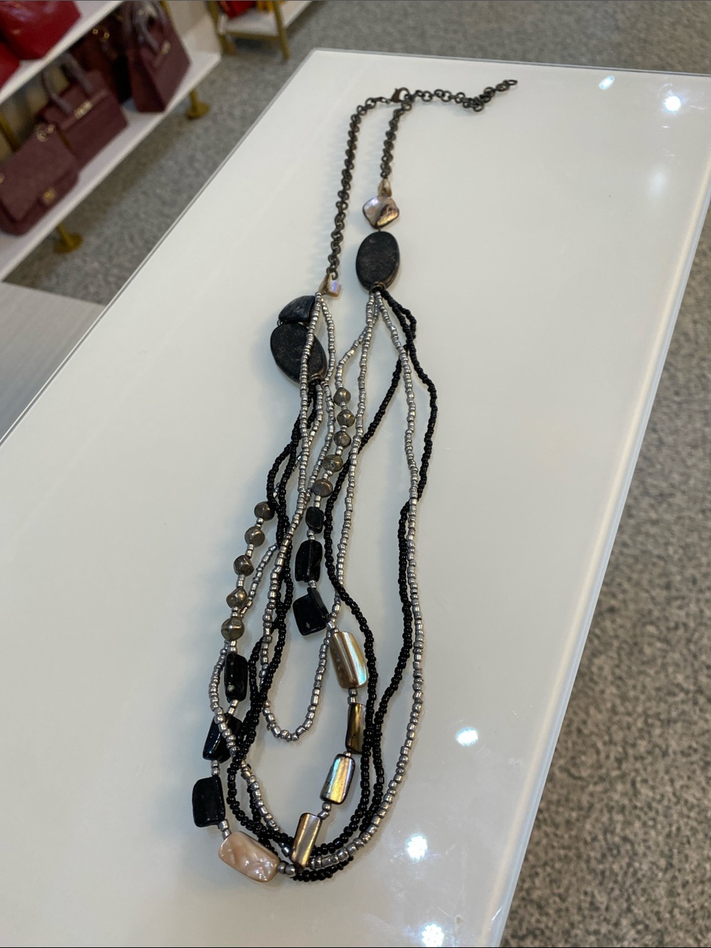 Shell necklace - Picture 2 of 7